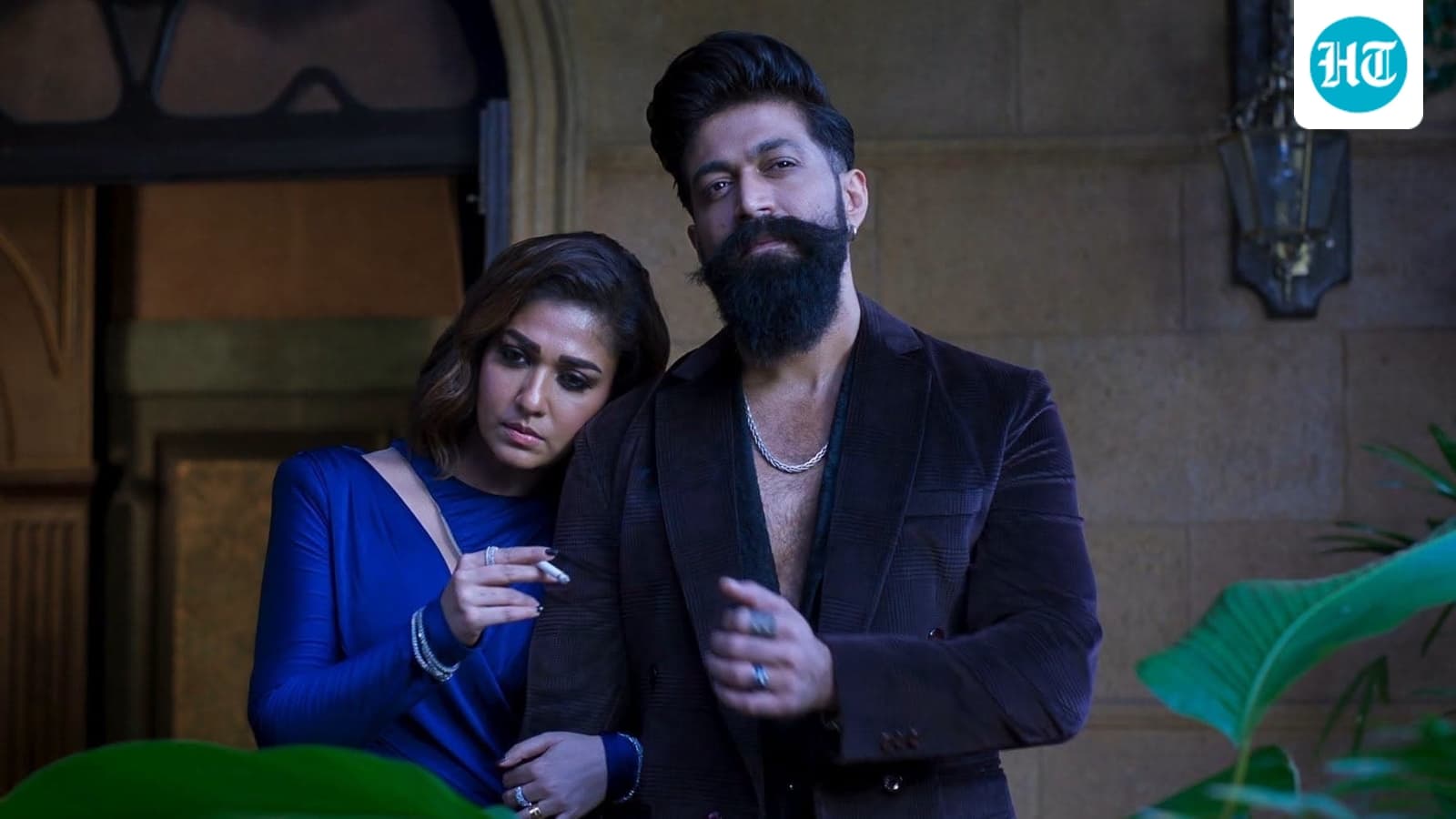 Toxic Worldwide Box Office Collection Day 6 Yash Film Crashes 300 Crore Yet To Beat Adipurush Peddi Kiara Advani